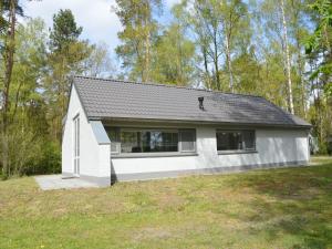 Φωτογραφία από το άλμπουμ του Forest Retreat Near Kempen-Broek, cleaning included σε Stramproy