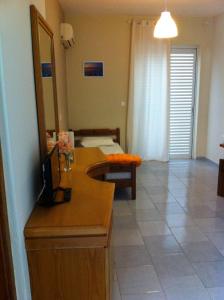 Gallery image of Manias Apartments in Kos
