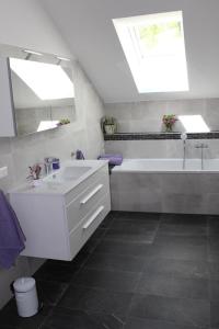 Kúpeľňa v ubytovaní Appartements Dürnle + 37 fotografií