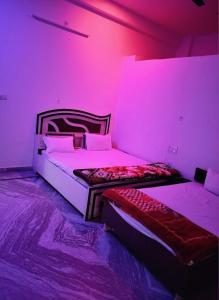 Ein Bett oder Betten in einem Zimmer der Unterkunft Hill view resort