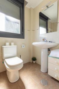 A bathroom at Outdoor paradise Még 8 kép