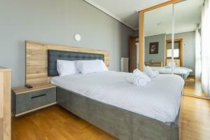 A bed or beds in a room at Outdoor paradise