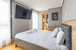 A bed or beds in a room at Outdoor paradise