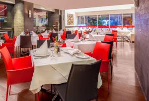 Restoran atau tempat lain untuk makan di Sonesta Hotel Cali