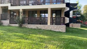 A garden outside Holiday Village Lozenets