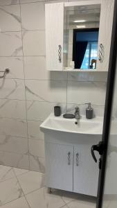 A bathroom at Holiday Village Lozenets