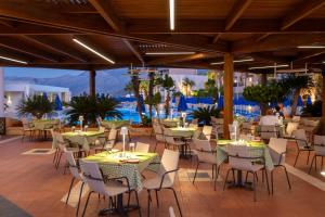 Restaurace v ubytování Grand Hotel Holiday Resort