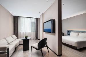 Gallery image of Atour Light Hotel Shenzhen Nanshan Science and Technology Park Changyuan in Shenzhen
