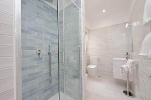Ένα μπάνιο στο Relax e Vista da Sogno in Attico Ostia +15 φωτογραφίες