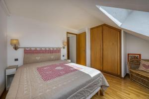 Postel nebo postele na pokoji v ubytování Les jardins du lac - OG IMMO