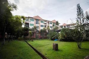 Zahrada ubytování Natol Homestay - Kuching Home Penthouse Airport Road