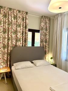 Posteľ alebo postele v izbe v ubytovaní Hotel Oriana - Adults Only