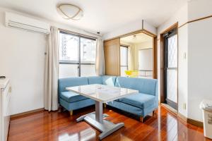 Fieldnever Apartment STAY - Maisonette Family room的休息区