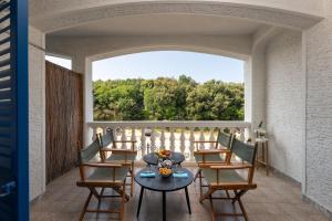 Balkón nebo terasa v ubytování Ohana Lodge