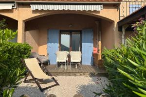 Imagine din galeria proprietății Saint-Clair Magnificent apartment with sea view în Le Lavandou
