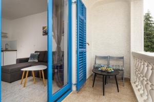 Balkón nebo terasa v ubytování Ohana Lodge