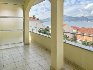 Nespecifikovaný výhled na hory nebo výhled na hory při pohledu z apartmánu