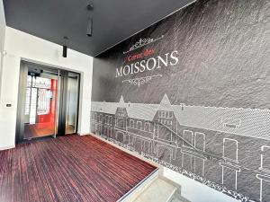 Ο χώρος του λόμπι ή της ρεσεψιόν στο Moisson une pépite au centre ville avec parking