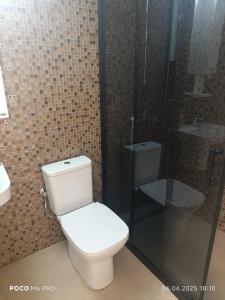 Ένα μπάνιο στο Skopje City Apartment 5