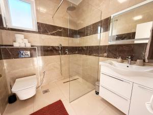 Bilik mandi di Donji Stoj Rene Villa