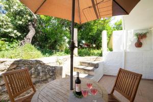 Φωτογραφία από το άλμπουμ του Galatas Maisonette στον Γαλατά