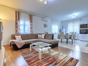 Posezení v ubytování Apartment Cekić-2 by Interhome