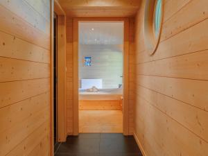 Fotografie z fotogalerie ubytování Chalet Woovim 14-3 by Interhome v destinaci Nendaz