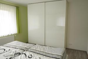 Postel nebo postele na pokoji v ubytování Ferienwohnung Bohnert