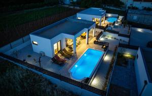 Bassein majutusasutuses Cozy Home In Posedarje või selle lähedal +29 fotot