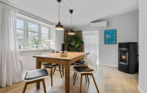 Foto dalla galleria di Lovely Home In Faxe Ladeplads With Wifi a Fakse Ladeplads