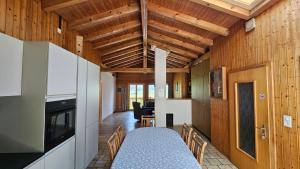 Photo de la galerie de l'établissement Apartment in Brienz, à Brienz