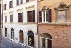The building in which Az apartmant is located