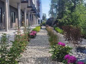Zahrada ubytování New apartment 5min to airport at Kokstad train station