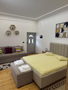 Postel nebo postele na pokoji v ubytování Kadena Guesthouse