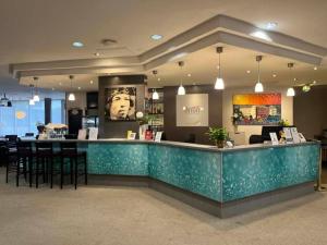 The lobby or reception area at Arion Cityhotel Vienna