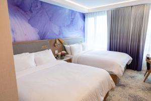 Iris Hotel Boston客房内的一张或多张床位