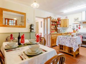 Η κουζίνα ή μικρή κουζίνα στο 2 bed in Lydney 83446 +10 φωτογραφίες