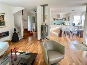 Fotografie z fotogalerie ubytování Panoramic Holiday Villa in Montreux v destinaci Montreux