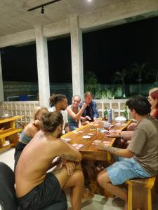 Επισκέπτες που μένουν στο Jancoox Hostel