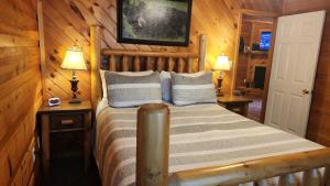 Gallery image of Misty Mountain Cabin in Gatlinburg +10 photos