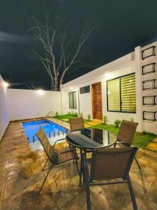 Πισίνα στο ή κοντά στο Casa Bonita PXM