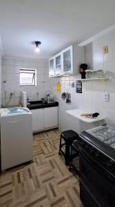 Dapur atau dapur kecil di Seu Refúgio em Fortaleza +28 gambar