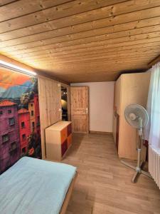 Postel nebo postele na pokoji v ubytování Chaja - Apartment for workers