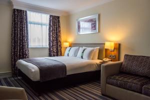 Postel nebo postele na pokoji v ubytování Holiday Inn Leeds Garforth by IHG