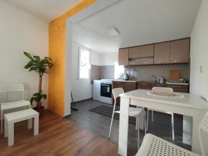 Gallery image of Olive House in Petrovac na Moru