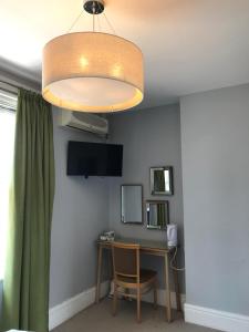 Φωτογραφία από το άλμπουμ του The George Hotel σε Henfield