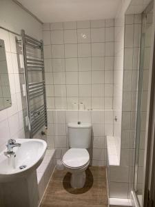 Φωτογραφία από το άλμπουμ του The George Hotel σε Henfield +15 φωτογραφίες