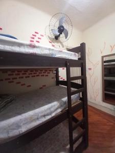 Hostel Trilhas e Rotas - a 150m da Avenida Paulista客房内的一张或多张床位
