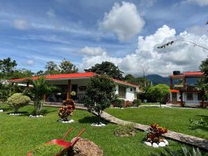 Giardino di Alojamiento campestre en Restrepo