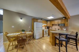 Fotografie z fotogalerie ubytování Unit 540 Fernie BC Elk River Condo 3 Beds Sleeps 5 v destinaci Fernie + 7 fotografií